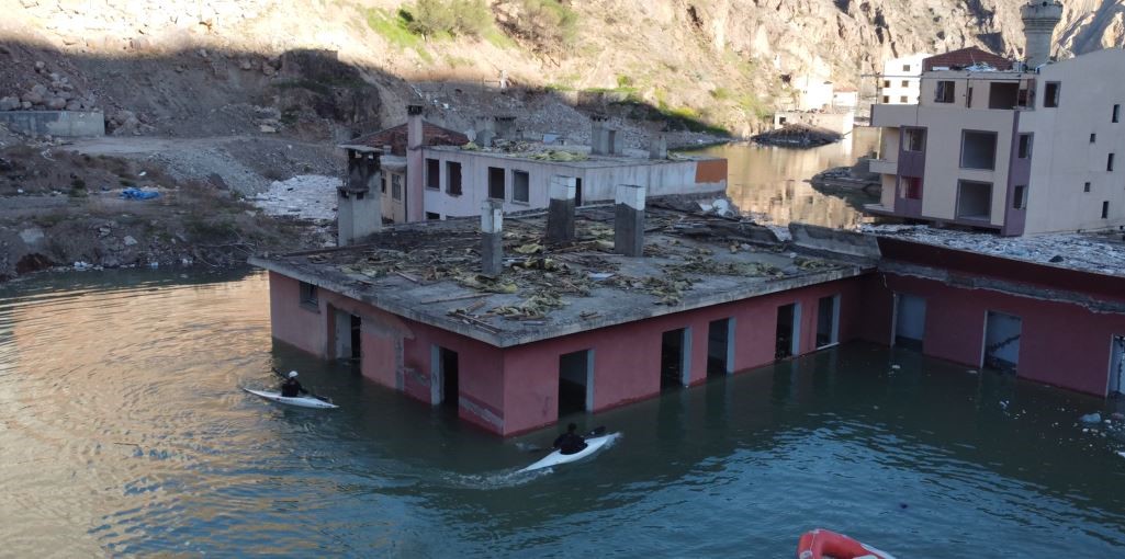 “Binaların arasından geçerek farklı bir aktivite yapıyoruz”