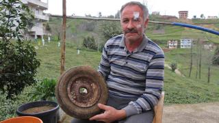 Şişirdiği lastik bomba gibi patladı