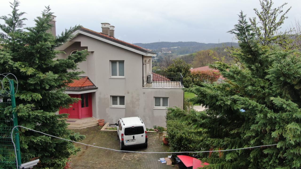 Tespit ettikleri villadan fizyoterapist sayesinde emin oldular