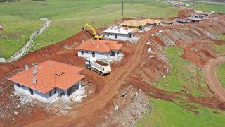 Nurdağı'nda depremzede köylüler, bayramda evlerine kavuşuyor