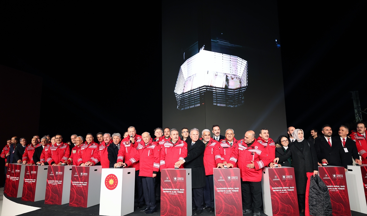 "Bize yapamazsınız diyenleri, hainleri üzüyoruz"