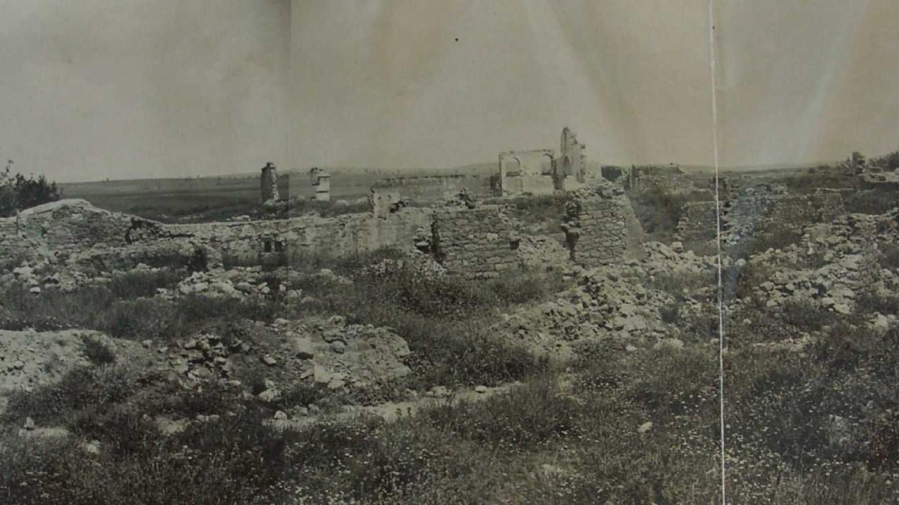 Bombardımandan Namık Kemal`in mezarı da zarar gördü