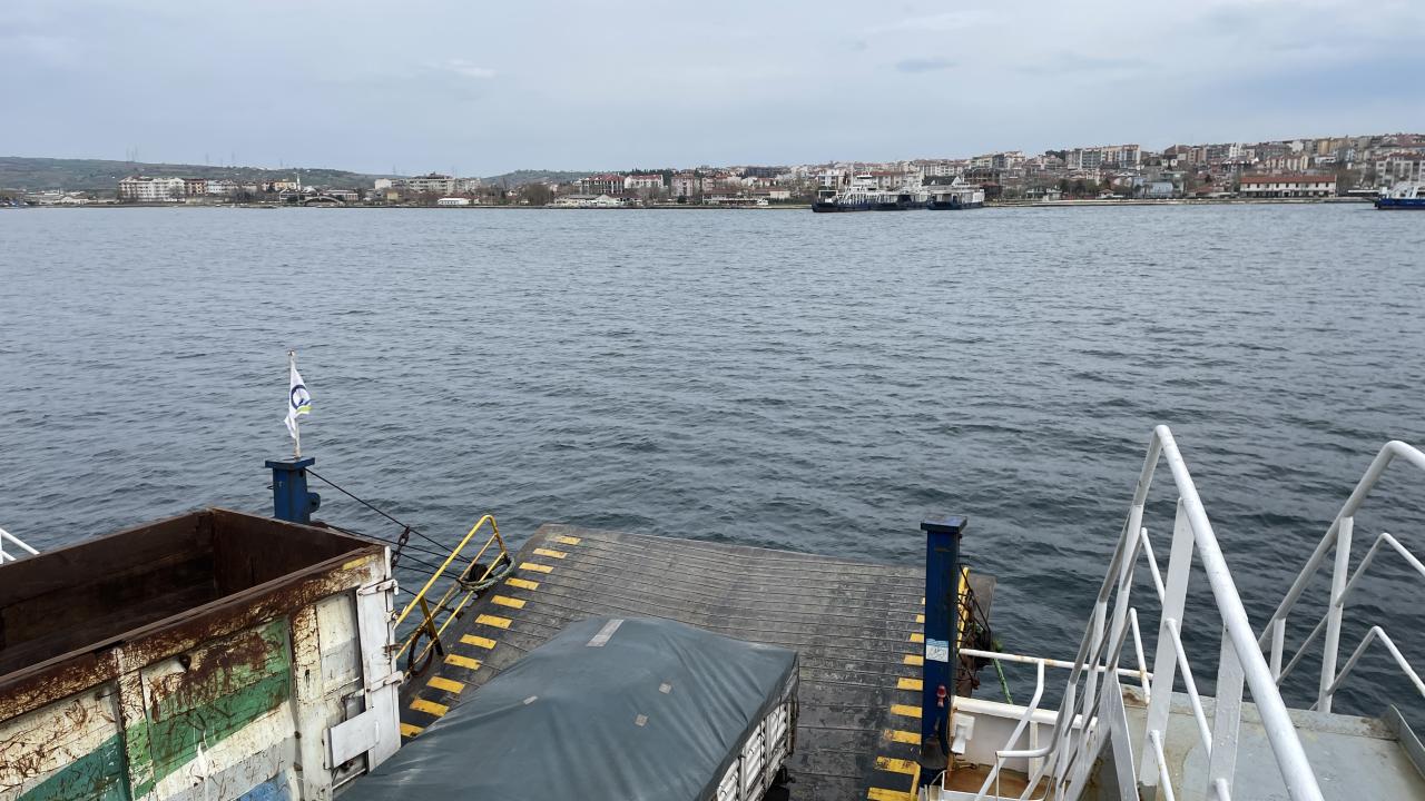 Gelibolu`da bombalanan un fabrikası