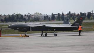 Bayraktar Kızılelma Atatürk Havalimanı'na indi