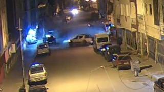 Kontrolden çıkan pikap park halindeki 6 araca çarptı