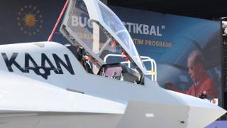 Milli kanatlardan gövde gösterisi