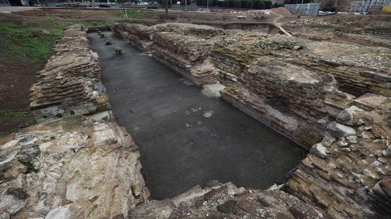 "Roma dönemine ait heykel bulundu"