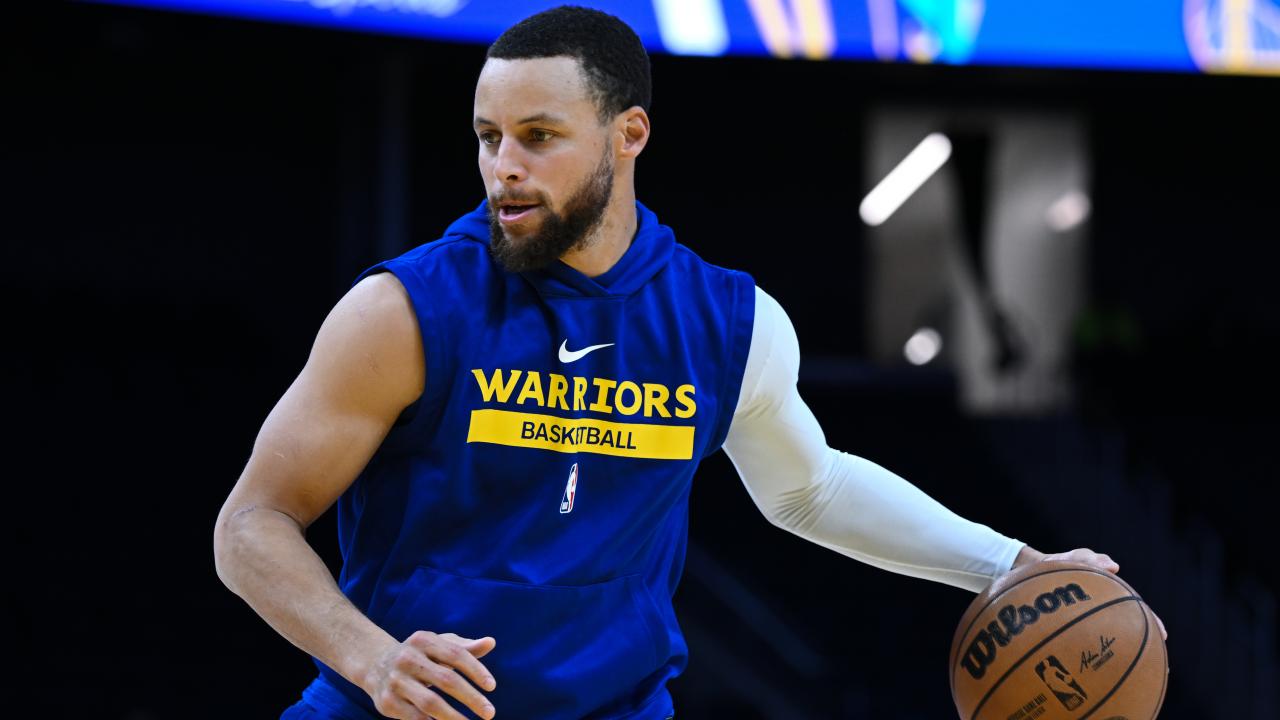 Stephen Curry (Basketbolcu) (100,4 milyon dolar)