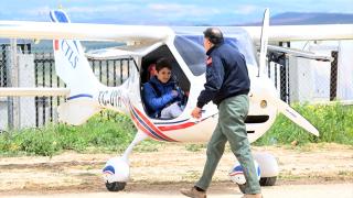 Depremzede çocuklar Ankara semalarında uçtu