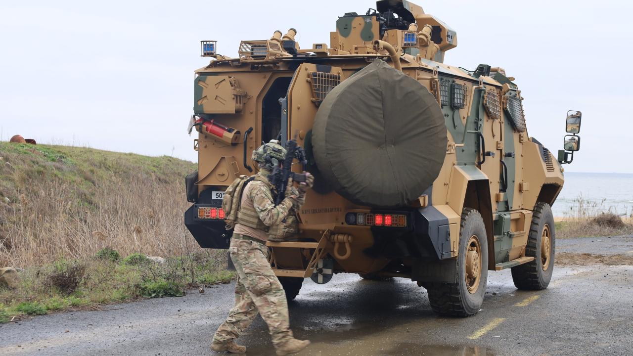 “Harekatlarda çok sayıda el yapımı patlayıcı, terörist ve mağara etkisiz hale getirilmiştir”