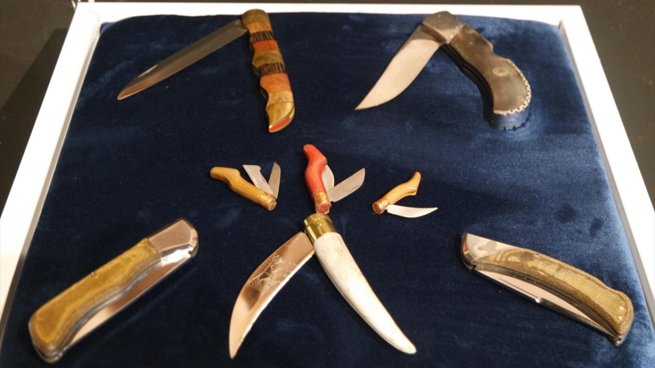 Çengiç Beyleri ailesinin son varisinin bağışladığı kılıçlar da var