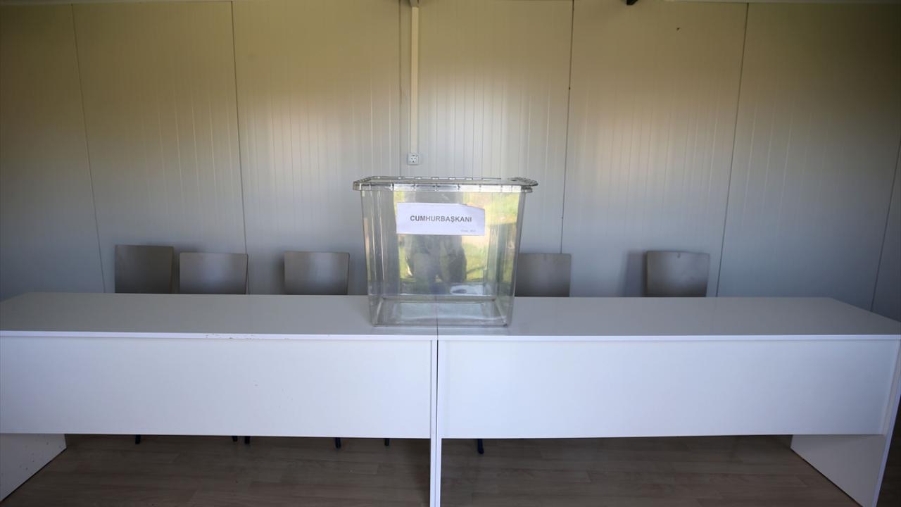 "30 yıl sonra Kayalısu`da 300 kişi oy kullanacak"