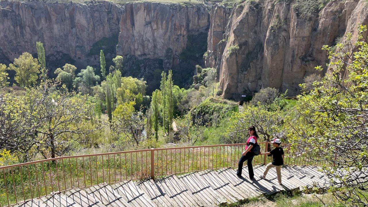 "Türkiye`nin çok güzel bir şekilde temsil edileceği karşılama merkezi yapılıyor"