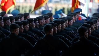 Moskova'da Zafer Bayramı yürüyüşü başladı