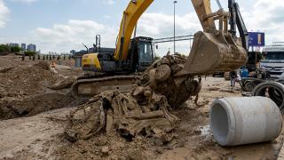 Ankara'da suya gömülen araç yaklaşık 19 saat sonra çıkarıldı