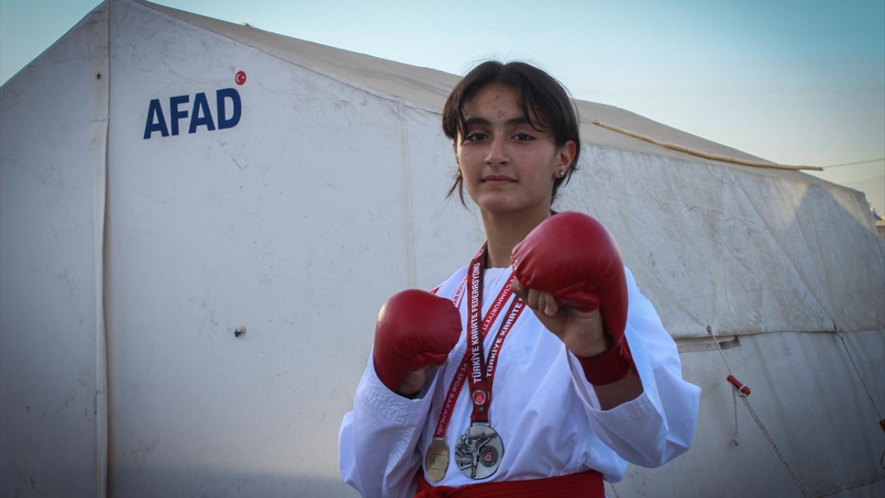 Depremzede sporcu, Balkan Çocuklar Karate Şampiyonası'nda madalya peşinde koşacak