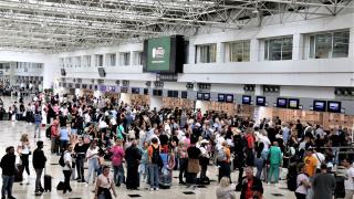 Antalya’da tatilciler ikinci turda sandığa akın etti