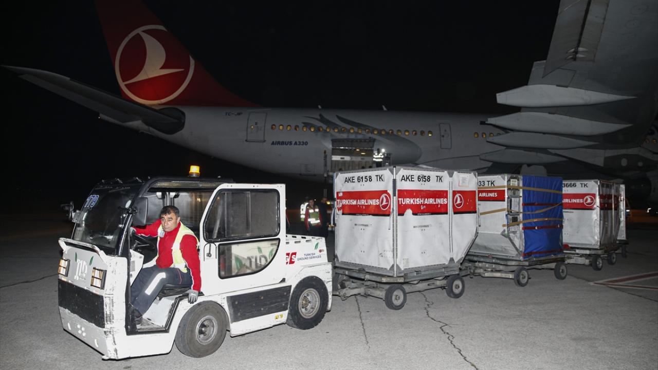 Yurt dışı temsilciliklerde kullanılan oyların Türkiye`ye yolculuğu