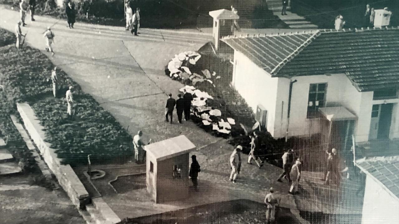 İstanbul ve Ankara`da sıkıyönetim