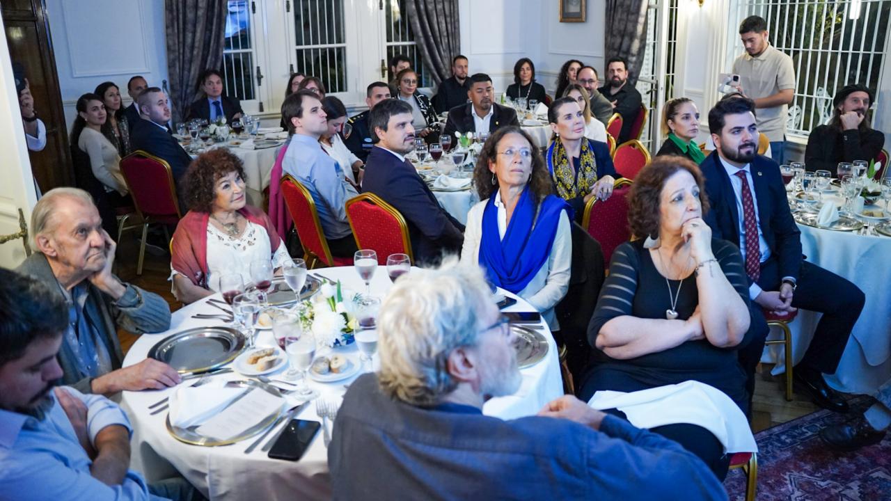 "Geleneksel Türk tatlılarını gerçekten çok seviyorum"