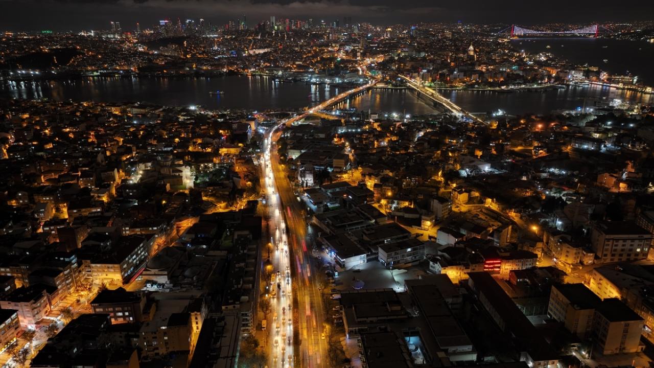 İstanbul semalarında dronla görsel şölen