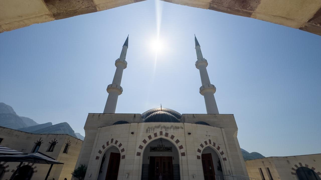 Selimiye Camisi ve İslam Kültür Merkezi