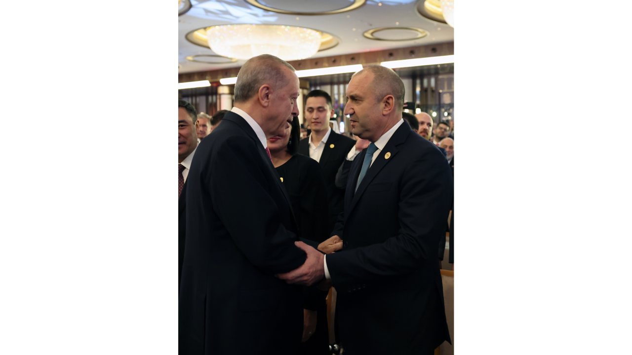 BULGARİSTAN CUMHURBAŞKANI RUMEN RADEV
