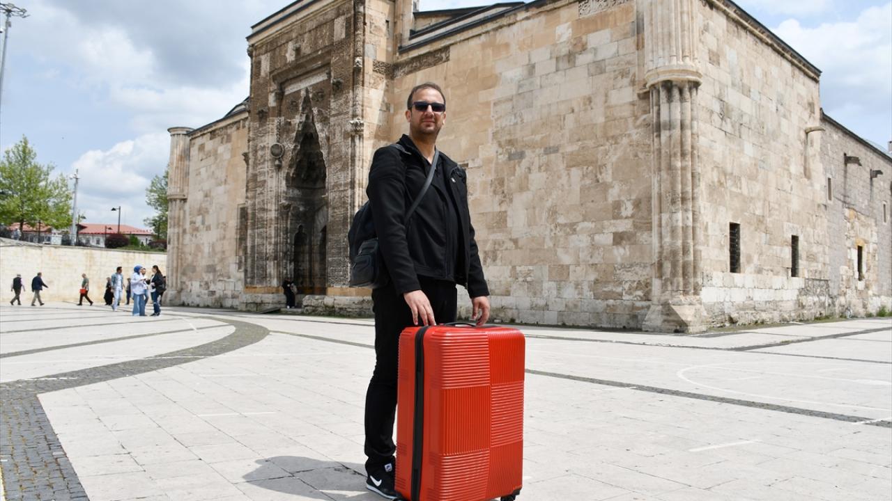 Trenle 12 saat süren yolculuk 2,5 saate düştü