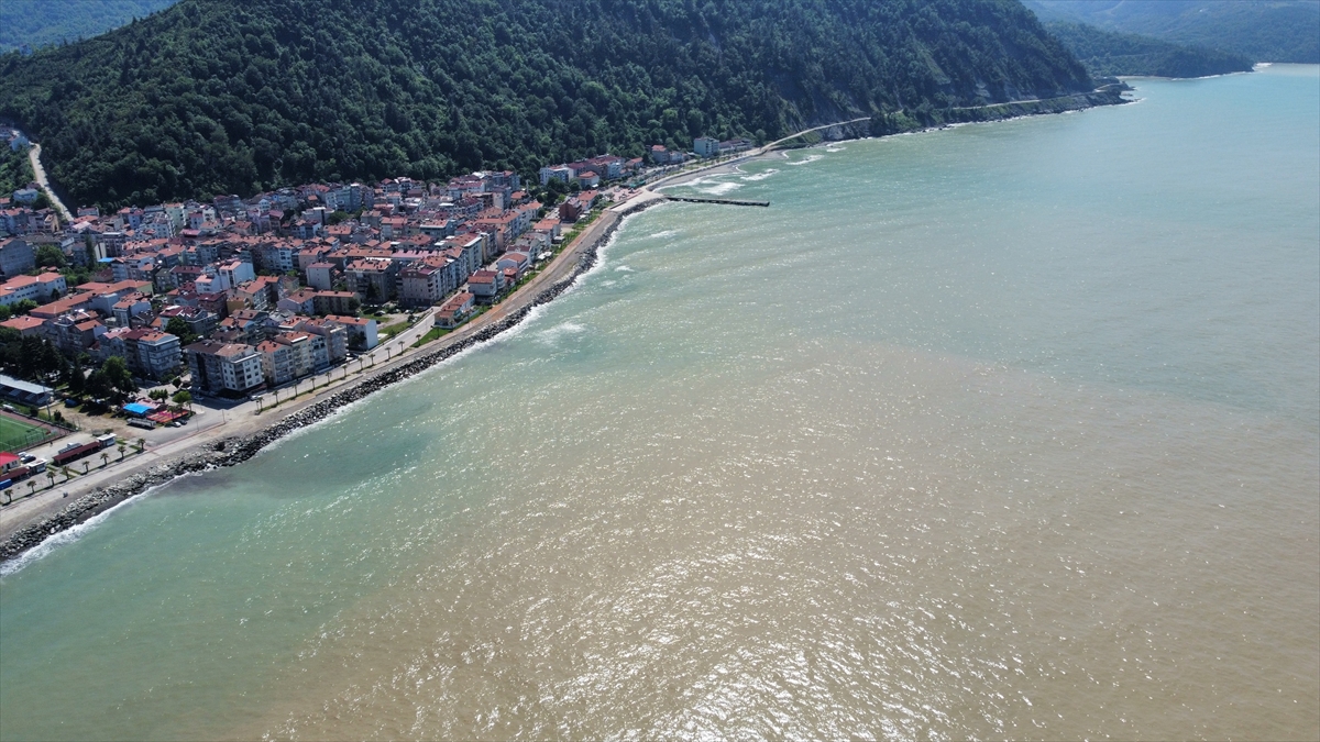 Sağanağın etkilediği Sinop`ta hasar tespit ve onarım çalışmaları sürüyor