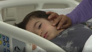 2 yaşındaki çocuğun yuttuğu oyuncak hastanelik etti