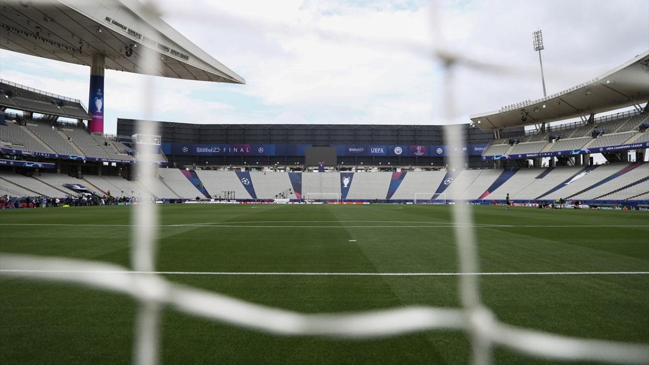 Seyircilere ücretsiz otobüs ve metro hizmeti