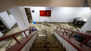 Su baskını yaşanan DOB ek binası temizleniyor