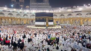 Kabe örtüsü 3 metre yukarı kaldırıldı