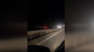 Yalova'da gece saatlerinde ters şeritte ilerleyen araç tehlike saçtı