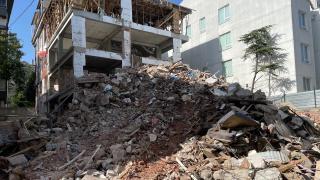 Eskişehir'de apartmanın çökme anı güvenlik kamerasında