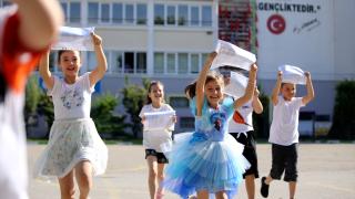 Okullarda karne heyecanı