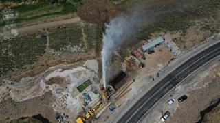 Van'da 750 metre derinlikte jeotermal su kaynağına ulaşıldı