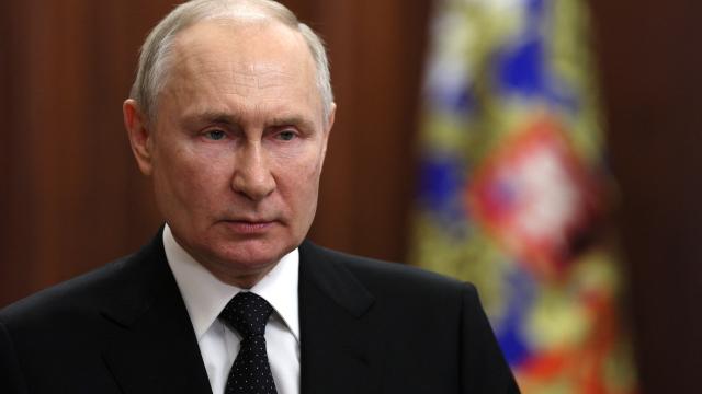 Vladimir Putin'den Rus silahları açıklaması