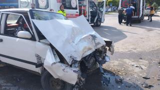 Amasya'da yolcu midibüsü ile otomobil çarpıştı: 5 yaralı