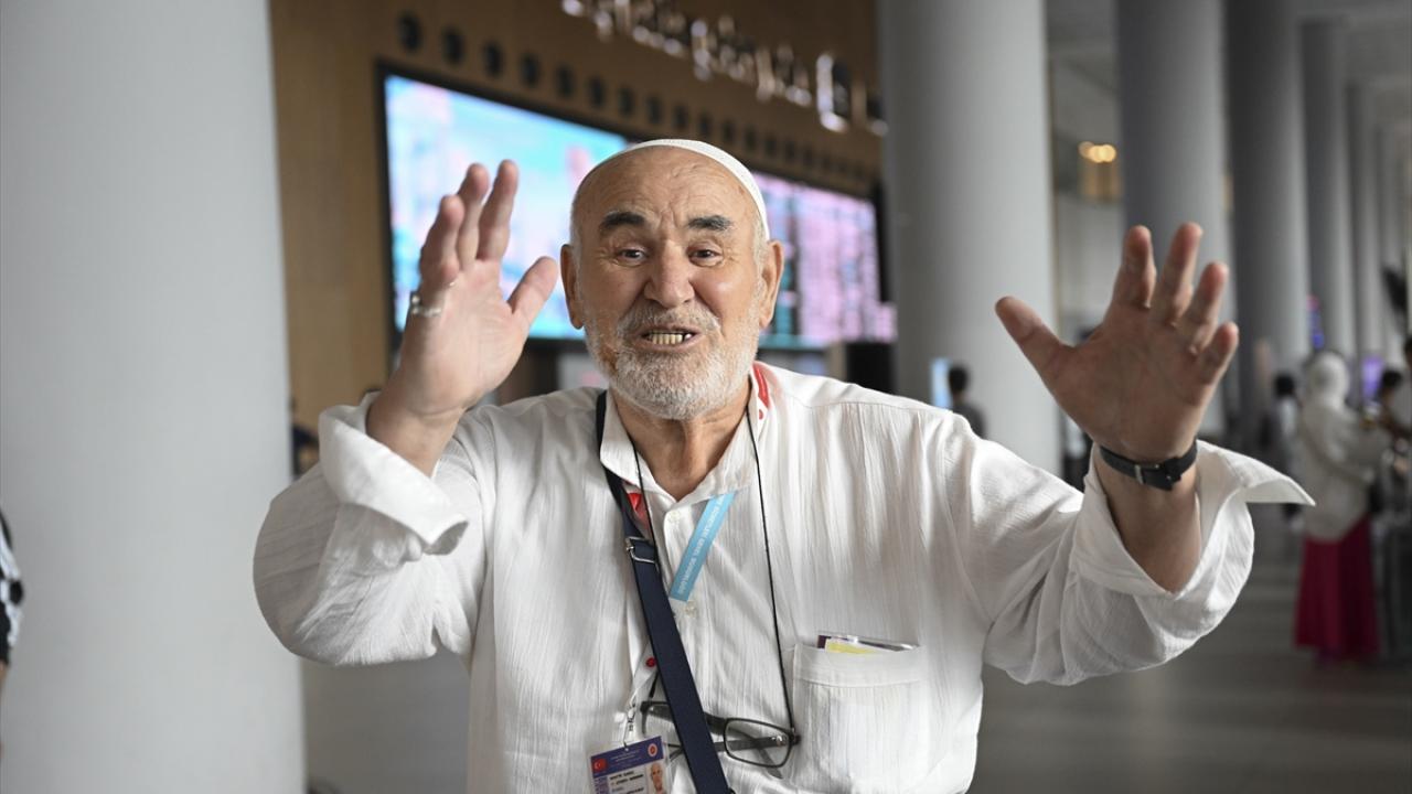 "Gitmeye niyetli olanlara tavsiyem gençken gitsinler"