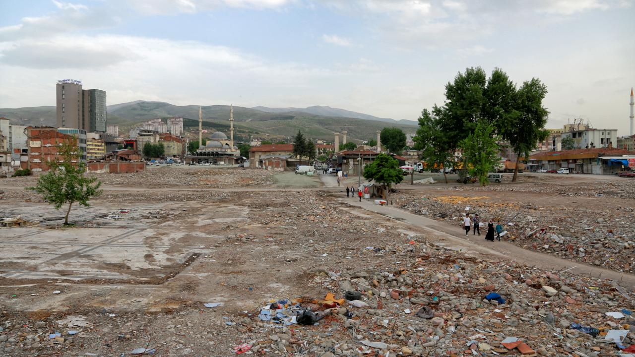 "Modern bir çarşı oluşturacak"