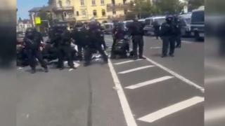 Almanya'da festival karıştı: 26 polis yaralandı