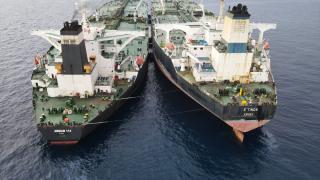 Endonezya Natuna Denizi'nde İran ve Kamerun petrol tankerlerine el koydu