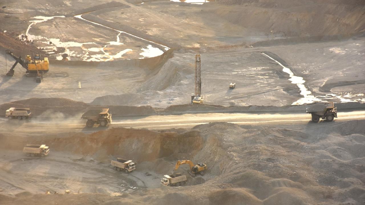 İran`ın bakır rezervinin yarısından çoğu Kirman`da