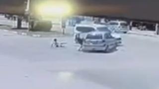 Osmaniye'de iki otomobil çarpıştı: 3 çocuk yola böyle savruldu