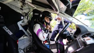 Türkiye'nin ilk engelli ralli pilotu pistlerde engel tanımıyor