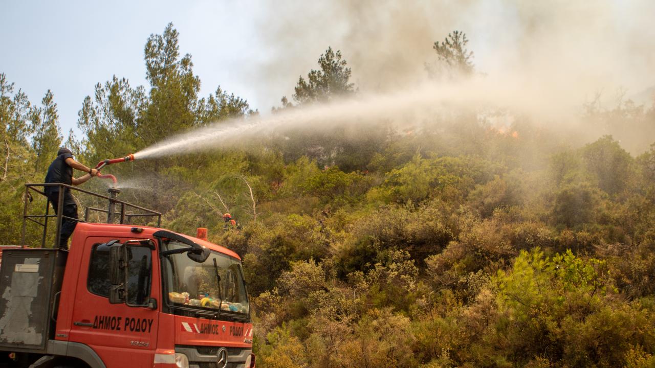 13 günde ülke genelinde 600`den fazla yangın çıktı