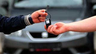 Araç satışında "düşük fiyat" oyunu