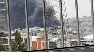 Beylikdüzü'nde şantiyede yangın