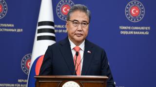 Güney Koreli Bakan Türkçe konuştu: Türkiye'nin fedakarlık ve özverisini unutmadık